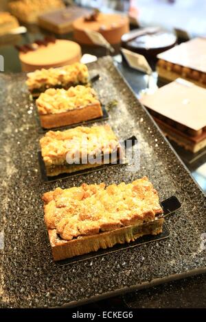 Francia, Alpes Maritimes, Nizza, chocolatier Lac shop, torta di bietole Foto Stock