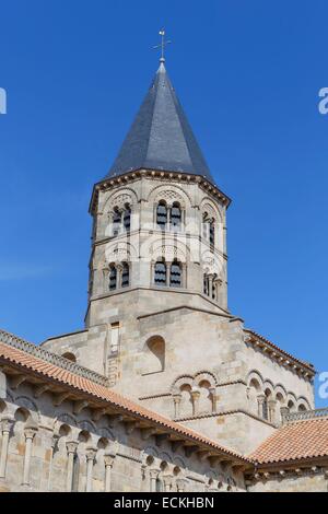 Francia, Puy de Dome, Clermont Ferrand, Notre-Dame-du-Port, chiesa romanica Foto Stock