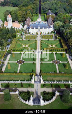 Francia, Calvados, San Gabriel Brecy, il castello e i giardini di Brecy (vista aerea) Foto Stock