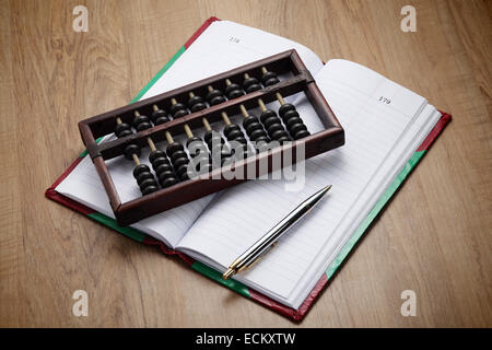 I revisori dei conti era prima del sistema digitale. Foto Stock