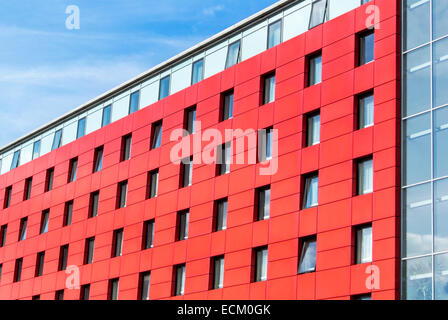 Facciata del Ramada Encore Hotel a Acton West London Foto Stock