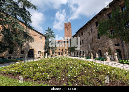 Il Teatro Olimpico building, Teatro Olimpico a Vicenza. Design by il Rinascimento italiano architetto Andrea Palladio Foto Stock