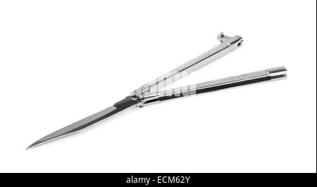 Aperto balisong su sfondo bianco Foto Stock