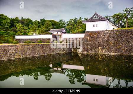 Tokyo, Giappone presso il Palazzo Imperiale Sakurada-mon Gate. Foto Stock