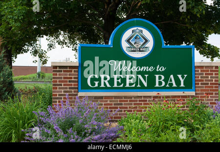 Green Bay Wisconsin segno per la città famosa per la casa di Green Bay Packers NFL Football team sport e amore di imballatori Foto Stock