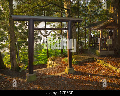 Takahara Kumano-jinja santuario nel villaggio di Takahara onKumano Kodo Percorso del pellegrinaggio, monti Kii, prefettura di Wakayama, Giappone Foto Stock