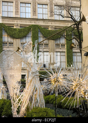 Herald Angel decorazione, Rockefeller Center, NYC Foto Stock