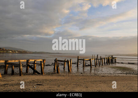 Abbandonato il molo in legno, Fahan, County Donegal, Irlanda. Foto © George Sweeney/Alamy Foto Stock