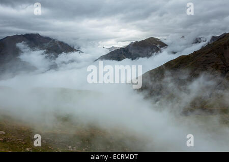 Serata in Sierra de Tendeñera, Pirenei vicino a Panticosa, Spagna. Foto Stock