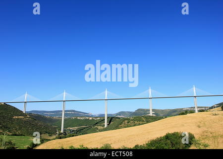 Il viaduc di Millau, Aveyron, 12, Midi-Pirenei, Francia Foto Stock