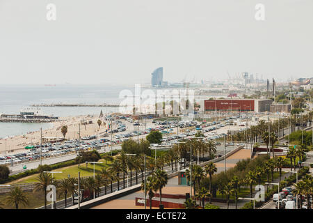 Mare Mediterraneo da Barcelona 22@ quartiere, Spagna Foto Stock