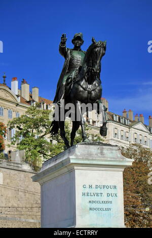 Generale Dufour statua eretta nel 1884, eroe nazionale, Place Neuve, Ginevra, Svizzera. Foto Stock