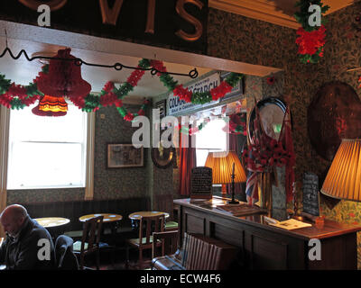 All'interno dell'Albion Inn, vecchio stile, classico pub inglese a Chester, Inghilterra, Regno Unito, CH1 Foto Stock
