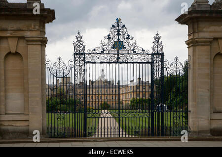 Oxford, Regno Unito - 27 agosto 2014: Oxford College di Oxford, UK. Lo storico edificio è parte dell'Università di Oxford . Vista in dettaglio del Foto Stock