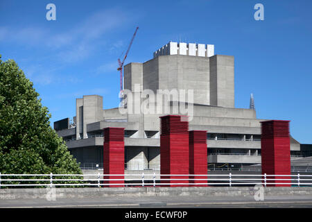 Londra - Giugno 15. 'Passo' è il Teatro Nazionale temporanea del legno rosso venue che celebra avventuroso, ambizioso e une Foto Stock