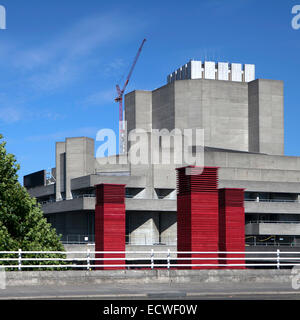 Londra - Giugno 15. 'Passo' è il Teatro Nazionale temporanea del legno rosso venue che celebra avventuroso, ambizioso e une Foto Stock