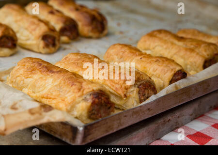 rotoli di salsiccia. Foto Stock