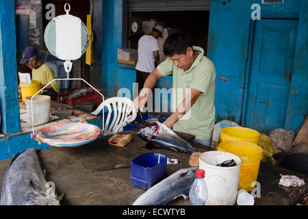 Scena di mercato, La Libertad, Ecuador Foto Stock