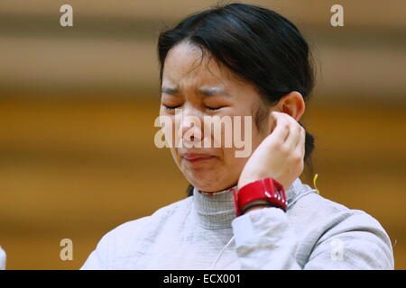 Generale Ota-City palestra, Tokyo, Giappone. Xiv Dic, 2014. Ayaka Mukae, sessantasettesima tutto il Giappone Campionato di scherma, Femminile Sciabola. Credito: AFLO SPORT/Alamy Live News Foto Stock