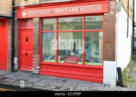 Parte di t egli Canterbury Heritage Museum. Il museo include un Rupert recare la marcatura presentano il collegamento con la città Foto Stock