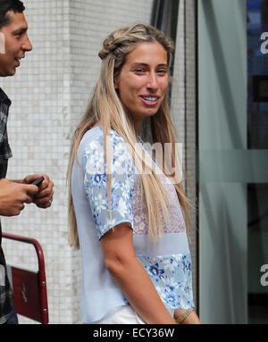 Stacey Solomon esterno ITV Studios con: Stacey Solomon dove: Londra, Regno Unito quando: 19 Jun 2014 Foto Stock