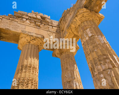 Tempio di Hera, Tempio e del Tempio di Zeus la moglie di Hera o Giunone, Selinunte, Marinella, Sicilia, Italia Foto Stock