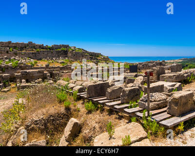 Rovine del tempio di Hera Tempio C e G della moglie di Zeus Hera o Giunone, Selinunte, Marinella, Sicilia, Italia Foto Stock