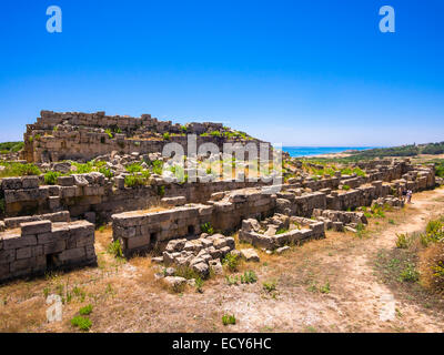 Rovine del tempio di Hera Tempio C e G della moglie di Zeus Hera o Giunone, Selinunte, Marinella, Sicilia, Italia Foto Stock