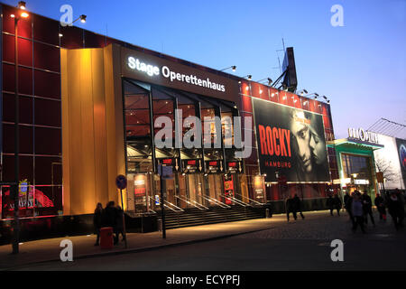 Reeperbahn, Stadio Operettenhaus (teatro musicale), St Pauli, Amburgo, Germania, Europa Foto Stock
