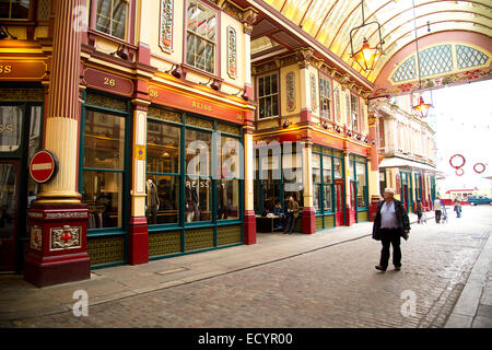 Londra - Ottobre 18th: all'interno del mercato Leadenhall su Ottobre 18th, 2014 a Londra, Inghilterra, Regno Unito. Mercato Leadenhall è un re Foto Stock