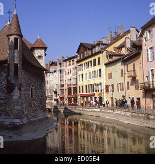 Il Palais de l'Isle e fiume Thiou, Annecy, Haute-Savoie Reparto, Regione Rhône-Alpes, in Francia Foto Stock