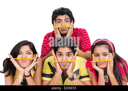 Indian college amici male Foto Stock