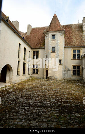 Castello medievale nella regione di Sancerre Francia Foto Stock