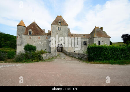 Castello medievale nella regione di Sancerre Francia Foto Stock