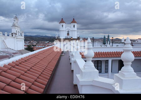 Tempeste brewing over Sucre, Bolivia Foto Stock