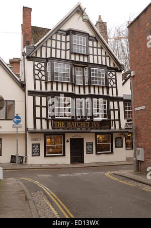 L'ascia di guerra Inn, Frogmore Street, stabilito più antico pub di Bristol risalente al 1500. Il 22 Dicembre 2014 Foto Stock