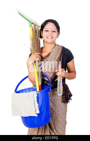 Indian casalinga lady per la pulizia della casa Foto Stock