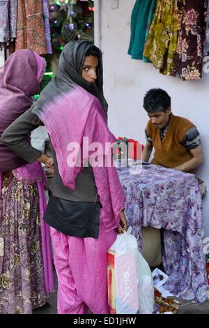 India Rajasthan, regione di Mewar, Bundi village, sarto Foto Stock