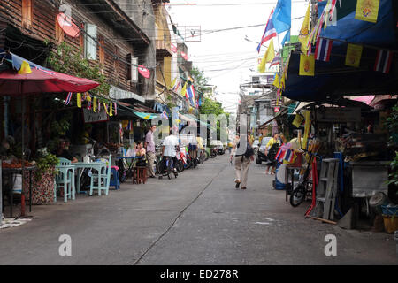 Strada di Bangkok decorate per king's day, Thailandia, Sud-est asiatico. Foto Stock