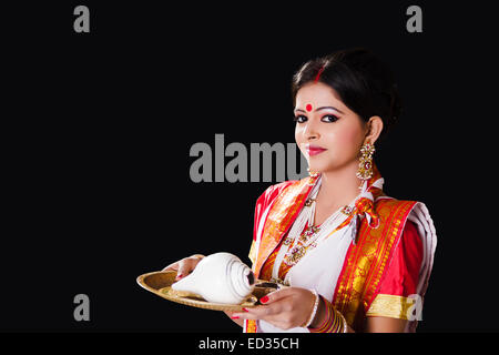 1 sud indiane casalinga lady culto Foto Stock