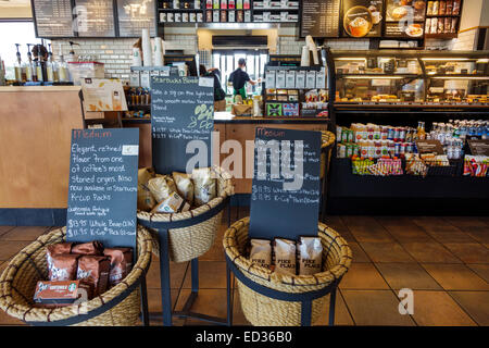 Springfield Illinois,Starbucks Coffee,barista,cafe,interior,espositore vendita basket,bancone,IL140904003 Foto Stock