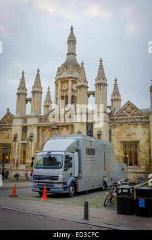 Cambridge, Regno Unito. 29 Dicembre 2014: BBC Sound van al di fuori del King's College di Cambridge Foto Stock