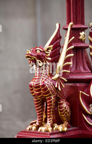 Red Dragons su HOLBORN VIADUCT Bridge London Foto Stock