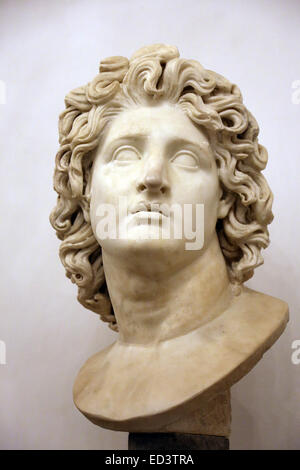 Alessandro III il grande (-356-323). Re di Macedonia (-336 a -323). Busto di Alexander-Helios. 3a-2ND BC. Musei Capitolini. Foto Stock