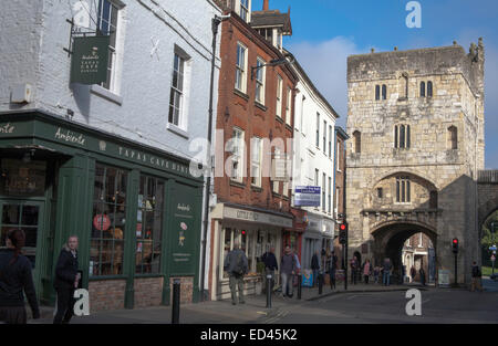 Monkgate Bar le mura della città York Yorkshire Inghilterra Foto Stock