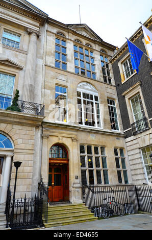 Esterno della libreria di Londra, il St James's Square, Londra SW1 uno dei mondi più grande e indipendente di librerie di prestito. Foto Stock