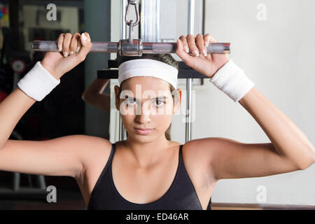 1 sport indiano lady palestra Body Building Foto Stock