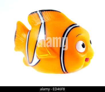 Amman, Giordania - 1 Novembre 2014 : Marlin cartoon pesce personaggio giocattolo di alla ricerca di Nemo film della Disney Pixar Animation Studio. Foto Stock