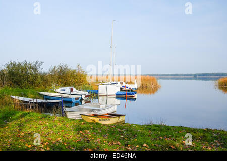 Barche sul lago Zdworskie, Polonia Foto Stock