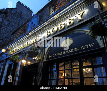 Greyfriars Bobby storico pub al crepuscolo, Edimburgo Città Vecchia, cane fuori, Lothians, Scotland, Regno Unito - anteriore Foto Stock